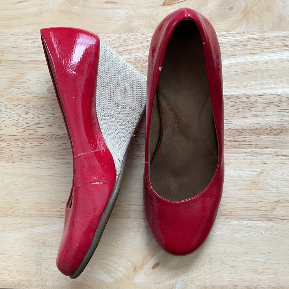 Aerosoles Red Wedges